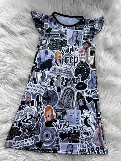 Girls black swift pop star night gown. Reputation nightgown for girls. 